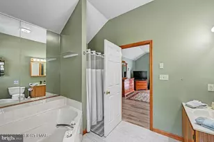 211 Nadine Blvd, Pocono Summit, PA 18346 - Photo 29