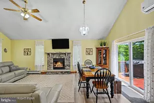 211 Nadine Blvd, Pocono Summit, PA 18346 - Photo 49