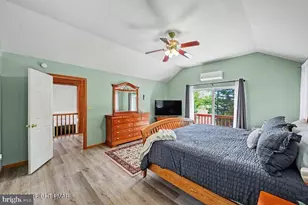 211 Nadine Blvd, Pocono Summit, PA 18346 - Photo 33