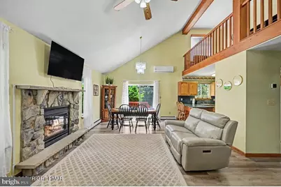 211 Nadine Boulevard, Pocono Summit, PA 18346 - Photo 61