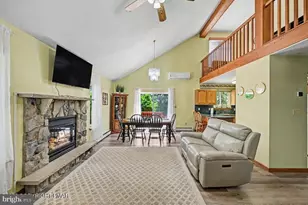 211 Nadine Blvd, Pocono Summit, PA 18346 - Photo 61