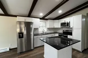1187 Carriage Ln, Tobyhanna, PA 18466 - Photo 3