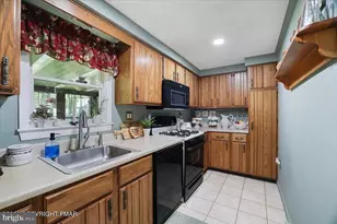 137 Outer Dr, Pocono Lake, PA 18347 - Photo 27