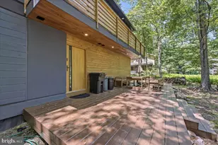 1142 Oakland Pl, Pocono Pines, PA 18350 - Photo 37
