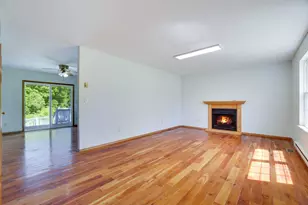 302 Rustic Dr, East Stroudsburg, PA 18302 - Photo 7