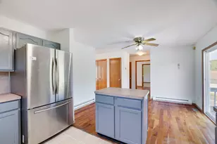 302 Rustic Dr, East Stroudsburg, PA 18302 - Photo 15