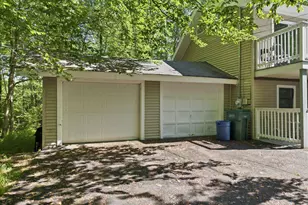 4172 Brook Ct, Tobyhanna, PA 18466 - Photo 77
