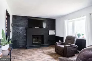 8111 Coco Dr, Pocono Summit, PA 18346 - Photo 9