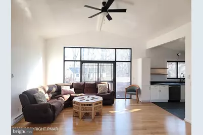 9069 Idlewild Drive, Tobyhanna, PA 18466 - Photo 5