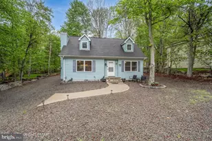 7430 Ventnor Dr, Tobyhanna, PA 18466 - Photo 1