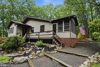 177 Jay, Effort, PA 18330 - Photo 1