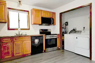 8382 Garden Dr, Tobyhanna, PA 18466 - Photo 3