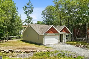 3111 Briarwood Dr, Tobyhanna, PA 18466 - Photo 1