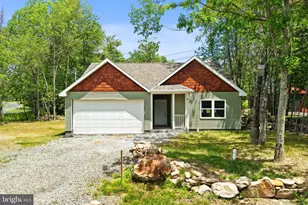 3111 Briarwood Dr, Tobyhanna, PA 18466 - Photo 3