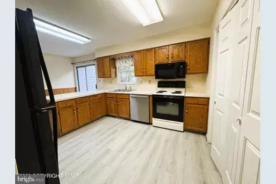 124 Eaglesmere Circle #20, East Stroudsburg, PA 18301 - Photo 9