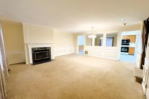 124 Eaglesmere Cir, East Stroudsburg, PA 18301 - Photo 5