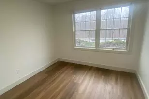 1087 Mt Tom Rd, East Stroudsburg, PA 18301 - Photo 5