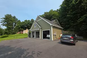 165 W Hills Dr, Stroudsburg, PA 18360 - Photo 7