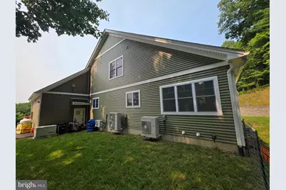 165 W Hills Drive, Stroudsburg, PA 18360 - Photo 9