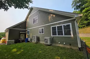 165 W Hills Dr, Stroudsburg, PA 18360 - Photo 9
