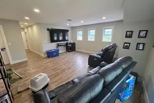 165 W Hills Dr, Stroudsburg, PA 18360 - Photo 47
