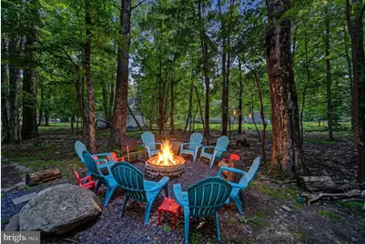 5145 Hummingbird Drive, Pocono Summit, PA 18346 - Photo 9