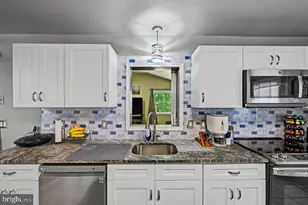 1201 Cambell Way, Tobyhanna, PA 18466 - Photo 17