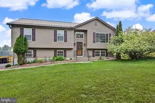 2527 Highland Cir, Stroudsburg, PA 18360 - Photo 13