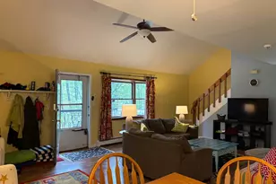 1281 N Rocky Mountain Dr, Effort, PA 18330 - Photo 5