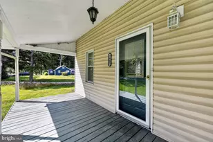 2882 Locust Ridge Rd, Pocono Lake, PA 18347 - Photo 3