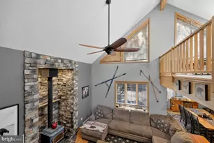 326 Fawn Rd, Pocono Lake, PA 18347 - Photo 25