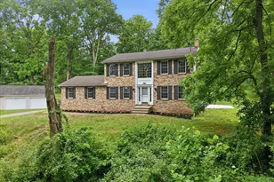 112 Red Cherry Ln, Stroudsburg, PA 18360 - Photo 1