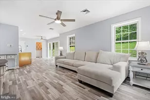112 Red Cherry Ln, Stroudsburg, PA 18360 - Photo 15