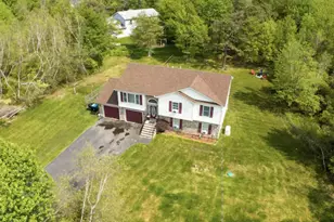 449 Clearview Dr, Long Pond, PA 18334 - Photo 1