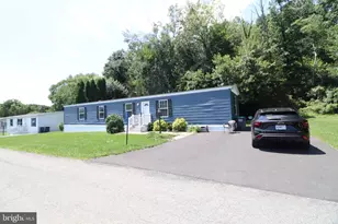 200 Fawn Valley Rd, Stroudsburg, PA 18360 - Photo 1