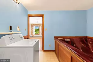 2115 W Main St, Stroudsburg, PA 18360 - Photo 25