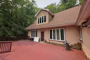 234 Chinook Cir, Pocono Lake, PA 18347 - Photo 13