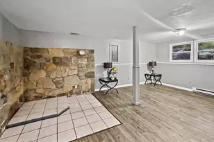 410 Skyline Dr, Blakeslee, PA 18610 - Photo 13