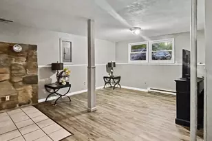 410 Skyline Dr, Blakeslee, PA 18610 - Photo 11