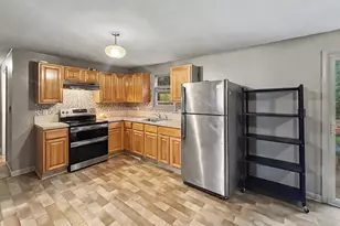410 Skyline Dr, Blakeslee, PA 18610 - Photo 9