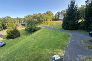 2210 Camelback Dr, Tannersville, PA 18372 - Photo 3