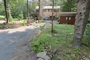 104 Spyglass Hill Rd, Tobyhanna, PA 18466 - Photo 1
