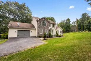 814 Clearview Dr, Long Pond, PA 18334 - Photo 29