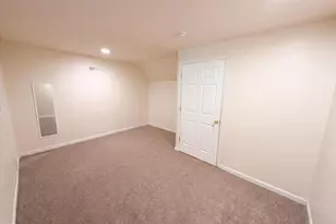 814 Clearview Dr, Long Pond, PA 18334 - Photo 15