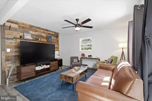 9781 Auburn Dr, Tobyhanna, PA 18466 - Photo 9