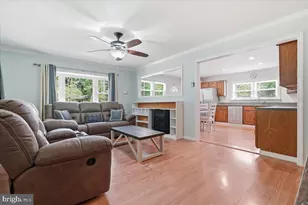4641 Buck Valley Cir, East Stroudsburg, PA 18301 - Photo 3