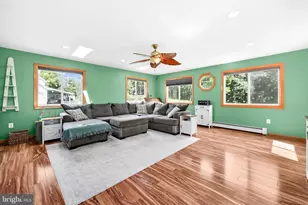 2096 Mountain Rd, Stroudsburg, PA 18360 - Photo 9