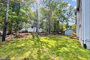 1226 Country Pl Dr, Tobyhanna, PA 18466 - Photo 31