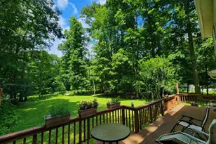 32 Bull Pine Rd, East Stroudsburg, PA 18301 - Photo 3