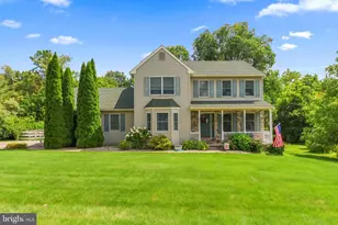 4006 Crest View Dr, Stroudsburg, PA 18360 - Photo 1